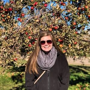 Meet your Posher, Hannah